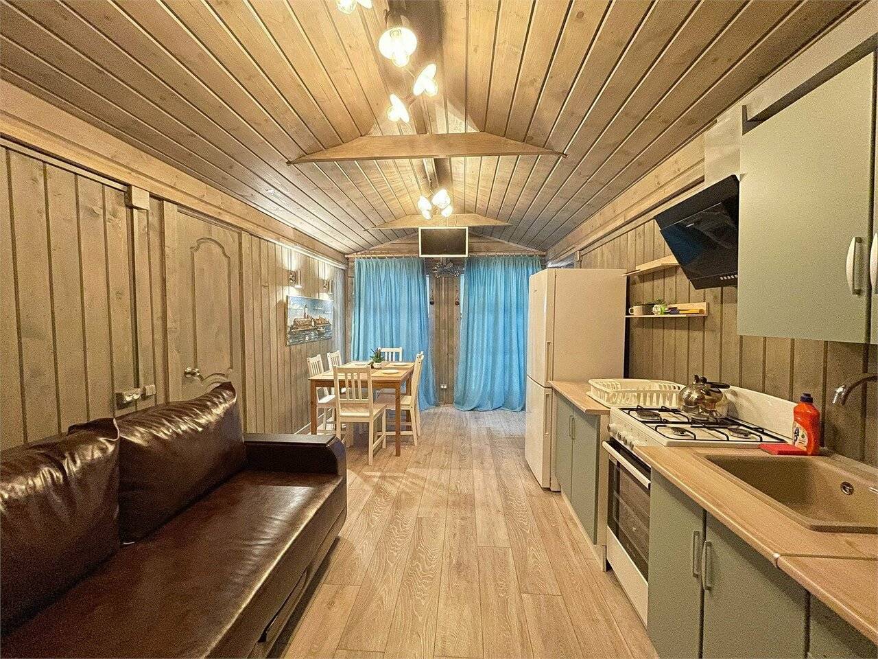 Фотографии номера Домик в лесу в Гостинице Сканди Выборг